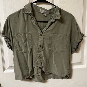 Cropped button down